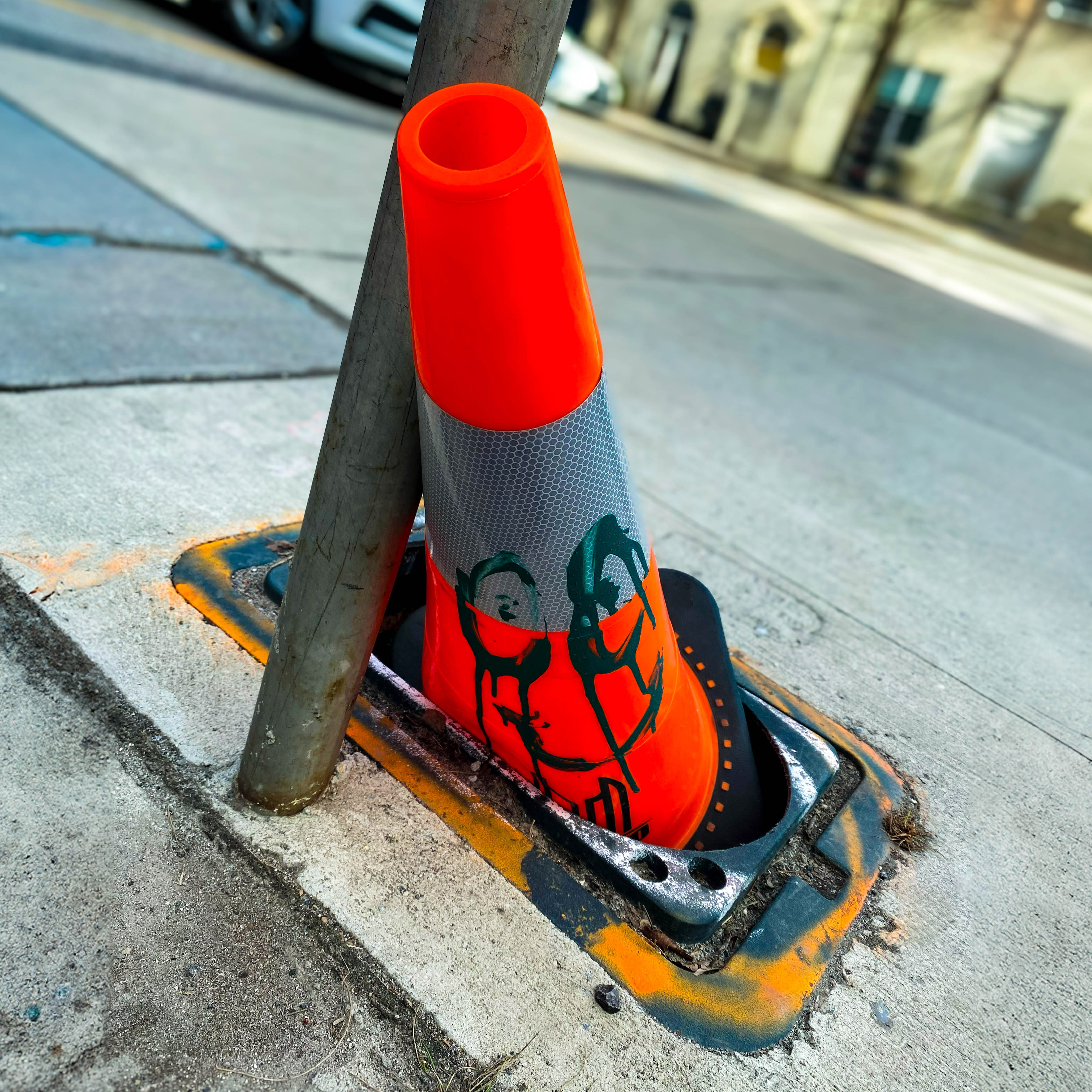 Legless Cone